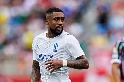 وكيله يكشف.. حقيقة رغبة مالكوم في الرحيل عن الهلال السعودي